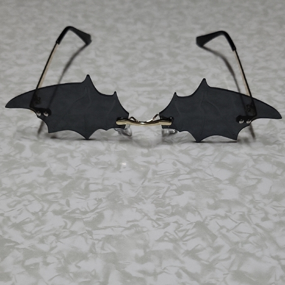 Accessories - Gothic Bat Wing Sunglasses
